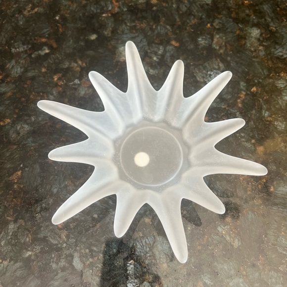 Vintage Partylite Never Used Frosted Glass Starburst Candleholder - Picture 1 of 6